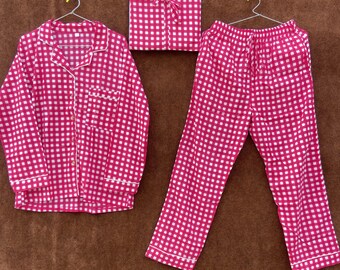 Pijama de algodón a cuadros rosas: camisón indio hecho a mano