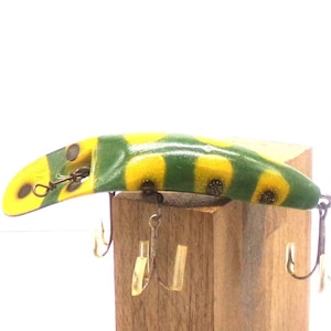 Shakespears' Swimming Mouse Wooden Lure VINTAGE 1920'S Shakespears' Swimming Mouse Wooden Lure VINTAGE 1920'S