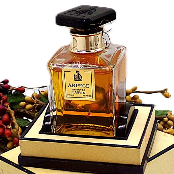 Vintage Arpege Extrait by Lanvin 1 oz. with Display box, Full, Sealing string attached
