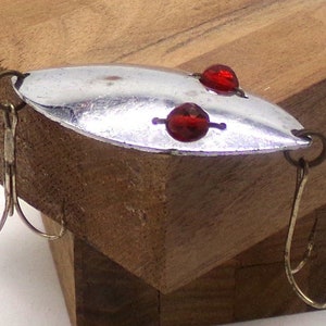 Red Eye Wiggler Spoon Lure ... Vintage ... 1950&#39;s