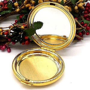 Estee Lauder Compact for Pressed Powder...Intertwined Ring De