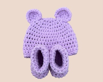 Crochet Baby Hat and Booties Set – Newborn Outfit, Baby Shower Gift, Baby Photo Prop, Handmade Accessories, Pregnancy Announcement