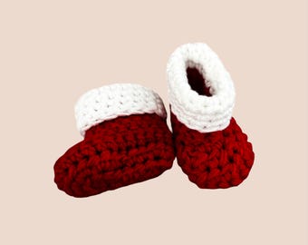 Crochet Baby Christmas Booties – Newborn Outfit, Baby Shower Gift, Baby Photo Prop, Handmade Accessories, Christmas Baby Props