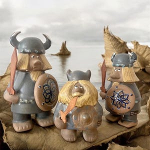 Vintage viking figures - Etsy 日本