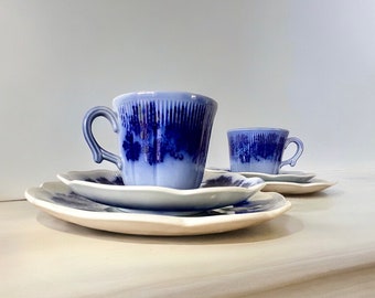 Step into Swedish Elegance: Vintage Vinranka Uppsala Ekeby Porcelain Coffee Cup & Saucers Trio set