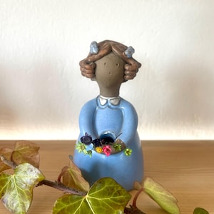 Handpainted Swedish Flower Girl Vase – Elbogen Pottery Bud Vase Scandinavian Decor