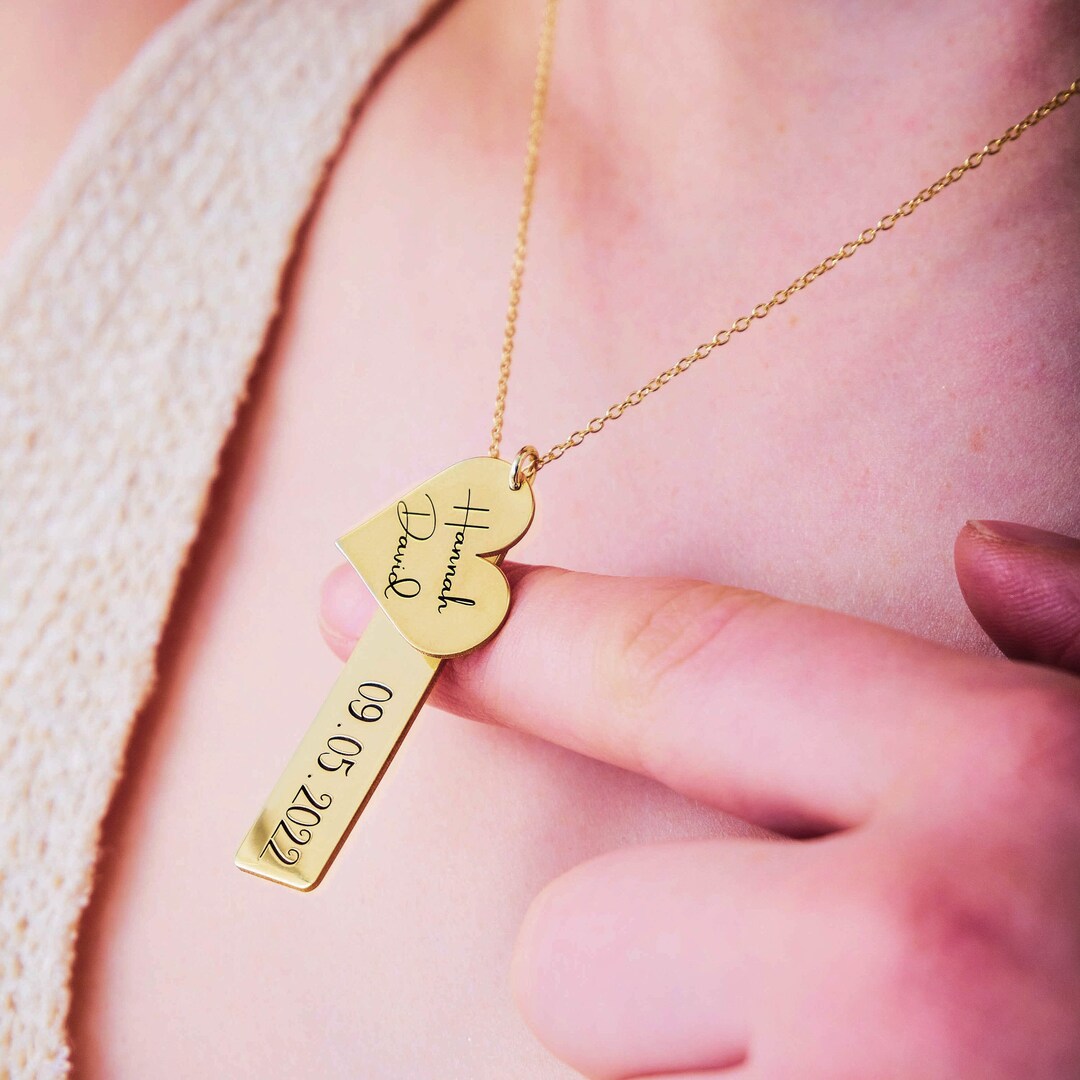 Custom Name Necklace Gold Mama Necklace S T Y L E R C and J Etsy