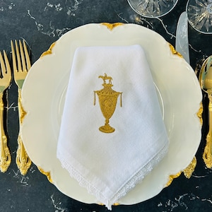 Embroidered Kentucky Derby Napkin/Trophy Napkin/Horse Race Napkins/Horse Race Napkins/Race Day Dinner Napkins/Linen Napkins/Horse/