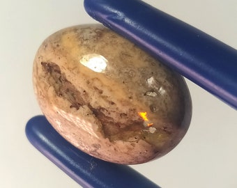 Quarry Fire Opal, Mexican Opal, Cabochon