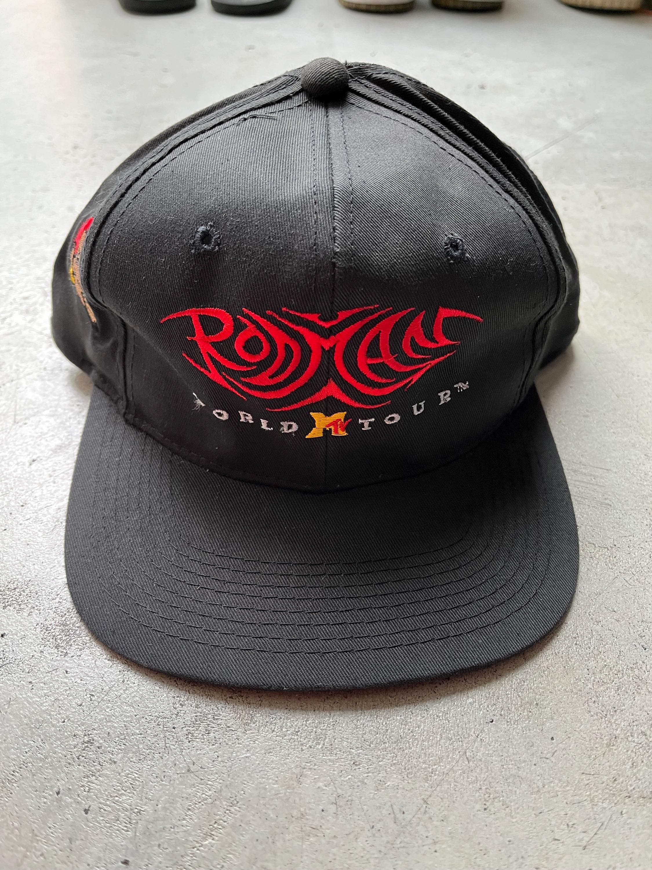 MTV denis rodman1997 world tour デカバッジ　レア Rare Vintage 1996 Dennis Rodman MTV World Tour Double Sided Black