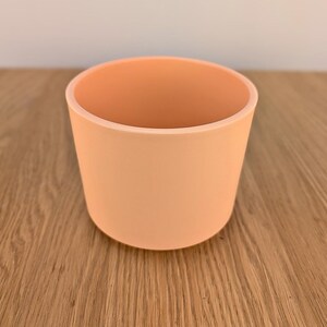 'Nova' plant pot