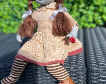 Creepy horror doll Harriet likes to watch