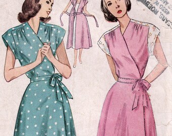 1940s Maternity Wrap Dress & Housecoat or Robe, Bust 32 / Vintage Sewing Pattern / Simplicity 2460