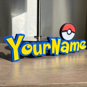 Plaque nominative 3D personnalisée inspirée des Pokémon | Plaque nominative personnalisée | Chambre d'enfants personnalisée, salle de jeux, cadeau de bureau