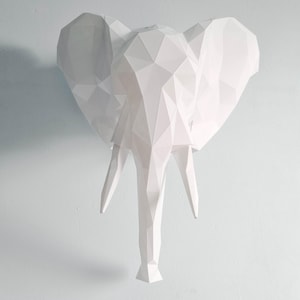 Decorazione da parete a forma di testa di elefante in poli basso, con testa di animale, trofeo geometrico, montaggio a parete, tassidermia finta