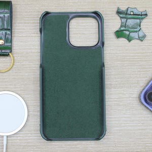 iPhone 12 Pro Case, iPhone 14 Pro Max, iPhone 12 mini Case, iPhone 11 Case, iPhone 15 Plus Case, Leather iPhone Case,  Leather Phone Cover, iPhone Snap On Case, MagSafe iPhone Case, Personalized Case, Green Leather case,luxury leather phone,Croc Patt