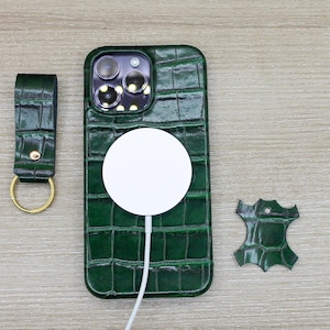 iPhone 12 Pro Case, iPhone 14 Pro Max, iPhone 12 mini Case, iPhone 11 Case, iPhone 15 Plus Case, Leather iPhone Case,  Leather Phone Cover, iPhone Snap On Case, MagSafe iPhone Case, Personalized Case, Green Leather case,luxury lea