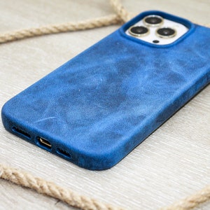 Iphone 15 Pro Max Blue Peony Alligator Removable Strap Case