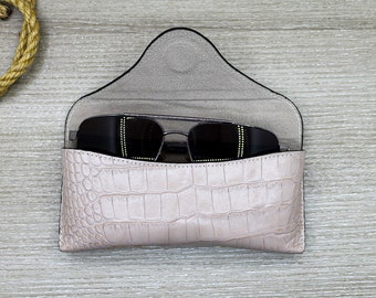 Croco Pattern Leather Beige Sunglasses Pouch, Custom Glasses Holder,  Soft Sunglasses Case, Protective Glasses  Cover