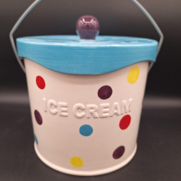 The Main Ingredients Vintage Ceramic Polka Dot Ice Cream Bucket with Plastic Insert/Liner Lidded with Handle Celebrations