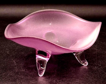 Max Johnson 1997 Signed Pacific Northwest Studio Art Glass Footed Gondola Bowl