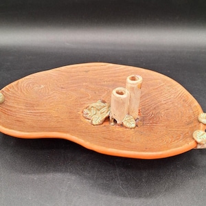 Vintage Alan Ward Whitstable Pottery AW mark Applied Frog and Leaves Trinket Dish Tray Rare and Unique Pottery faux Woodgrain