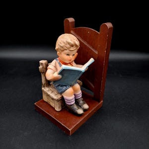 Vintage NAPCOWARE Porcelain Bookend: Little Boy Reading on Chair