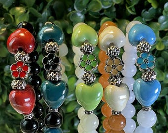 Bracelets, Flora
