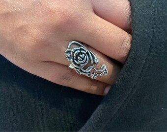 Rose & Leaf Ring – Stainless Steel Nature-Inspired Jewelry for Her.