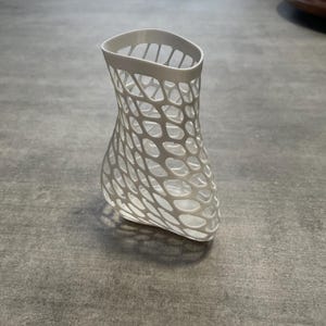 Modern Abstract Vase – Unique Home Decor | Minimalist or Bold Statement Vase