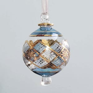 Enfeite de Natal grande em cristal – Globo de vidro egípcio soprado, único e pintado à mão, com design geométrico dourado e luxuoso para árvore de Natal.