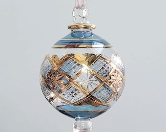 Große Kristallglas Weihnachtsverzierung - handbemalte einzigartige ägyptische geblasene Glaskugel, geometrisches Gold & luxuriöser Feiertagsbaumdekor