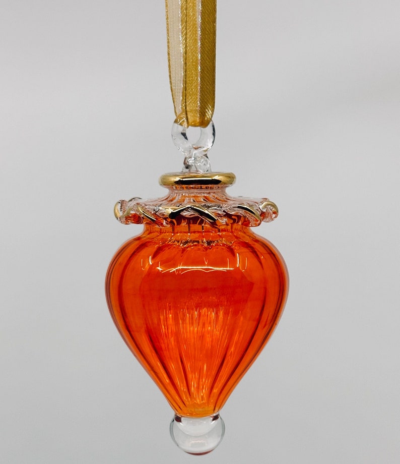 Pastell kleiner Tropfen ägyptischer mundgeblasener Glasornament, handgemachter Weihnachtsbaumschmuck, einzigartige Weihnachtsornamente, ägyptische Wohndekoration Orange