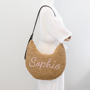 Große Stroh Boho Crossbody Tasche - Geflochtene Halbmond Schulter Geldbörse, leichte Sommertasche, handgefertigte Hobo Tasche in braun oder weiß