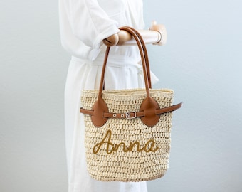Custom Straw Top Handle Shoulder Bag with Leather Accent – Elegant & Timeless Handbag