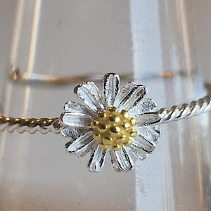 Sterling Silver Dainty Daisy Ring Handmade Gold-Plated Summer Flower Ring Stacking Ring Minimalist Birthday Gift For Her Cute Girls Ring