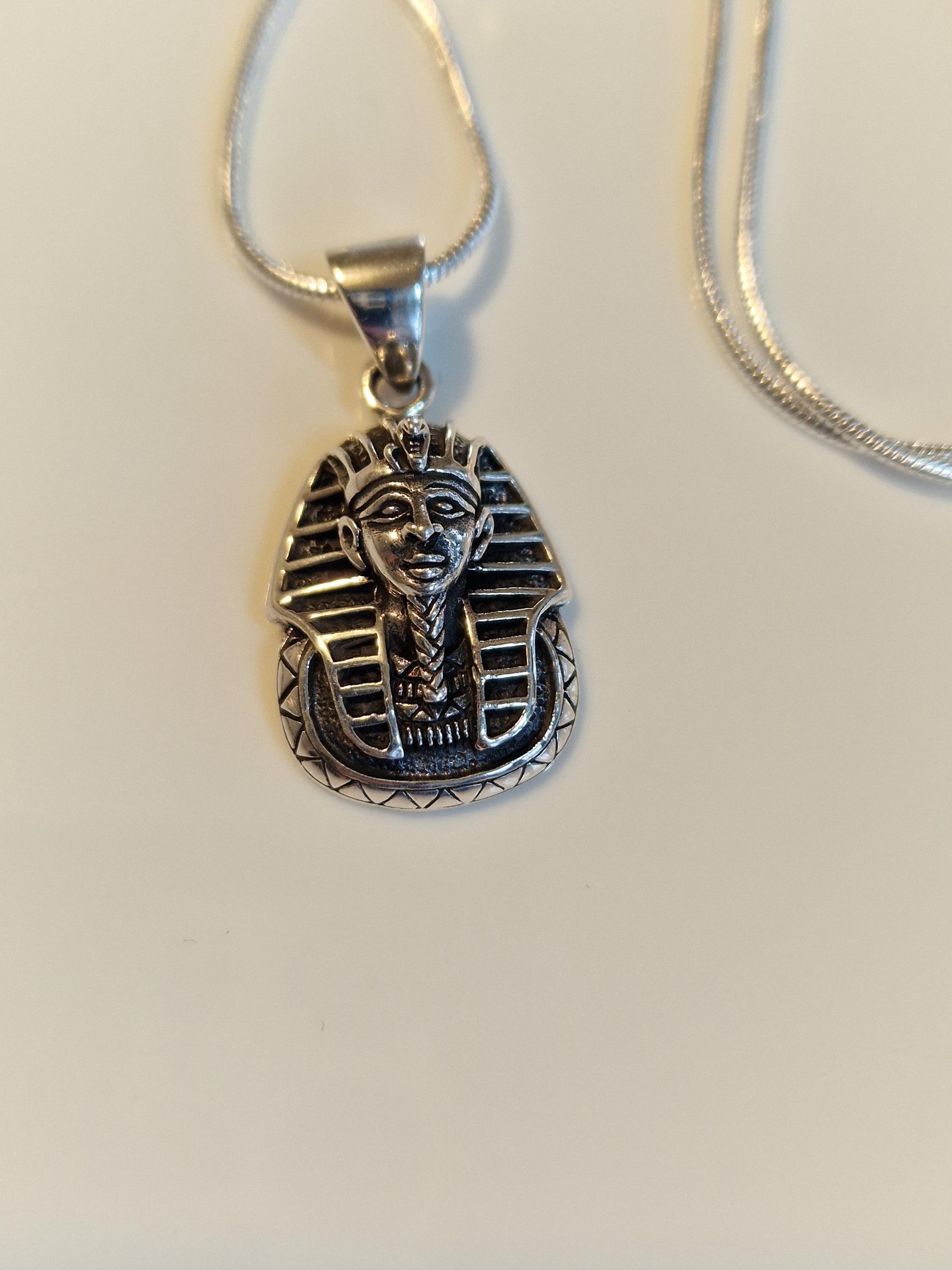 スターリングシルバーのツタンカーメンペンダント：古代エジプトの