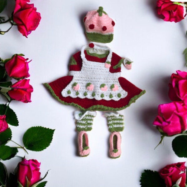 CROCHET STRAWBERRY SHORTCAKE costume dress for girl and unique free bracelet