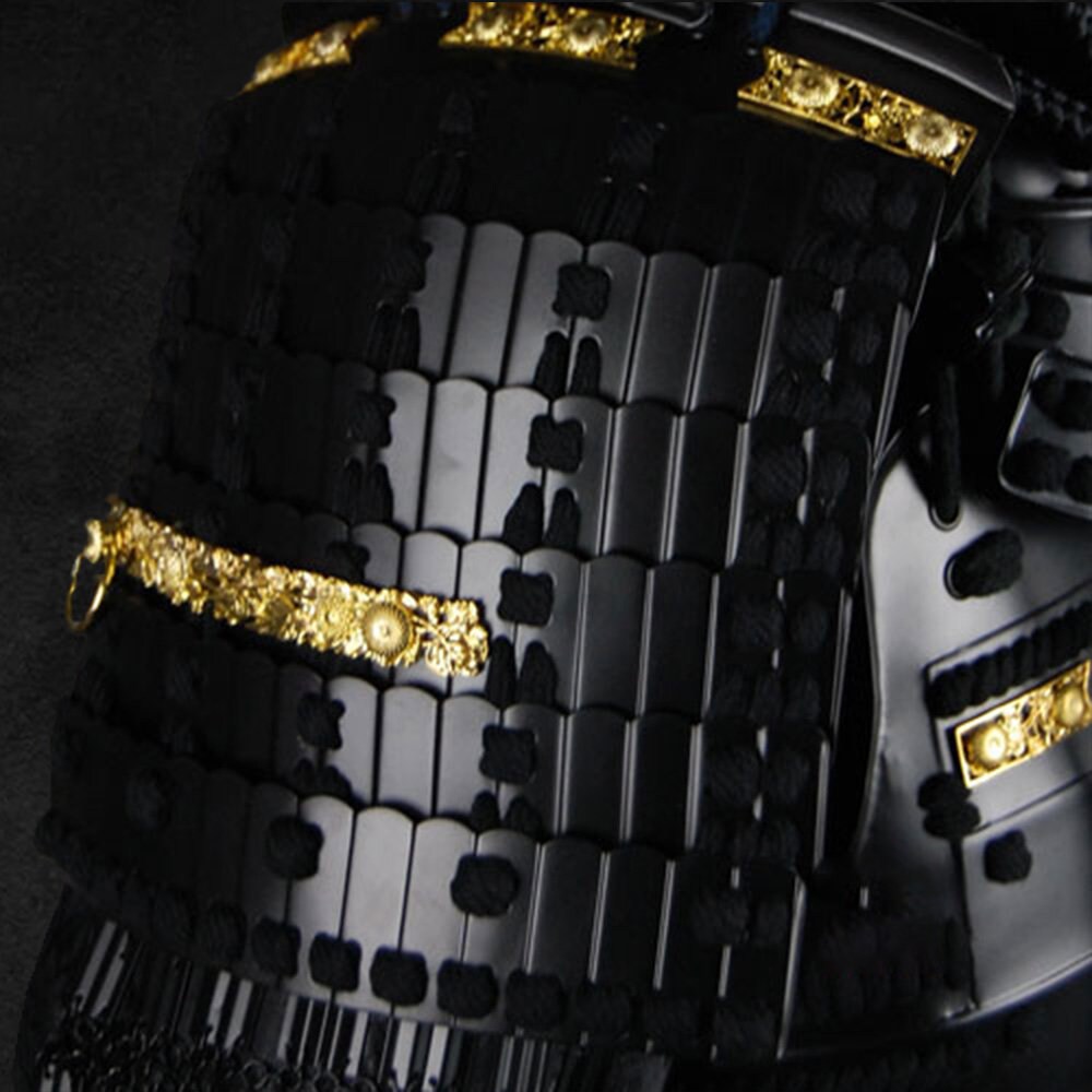 驚きの激安価格 Fully With Armor Samurai Black Wearable and Functional サーフィン・ボディボード