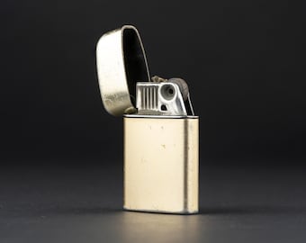 Vintage Ronson Pioneer Lighter