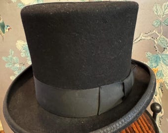 2005 Haut-de-forme inspiré des années 1800, « Topper » en feutre de laine par la New York Hat Co.
