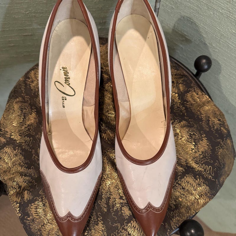 spectator pumps