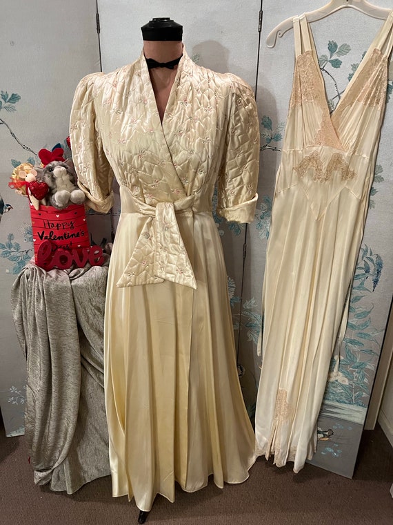 1930, Vintage nightgown and robe - image 1