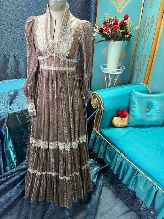 Gunne Sax, 1970 Vintage dress - image 1