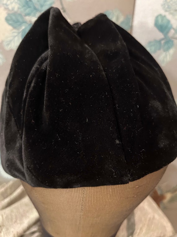 1930 vintage, black velvet hat, pleated cap design