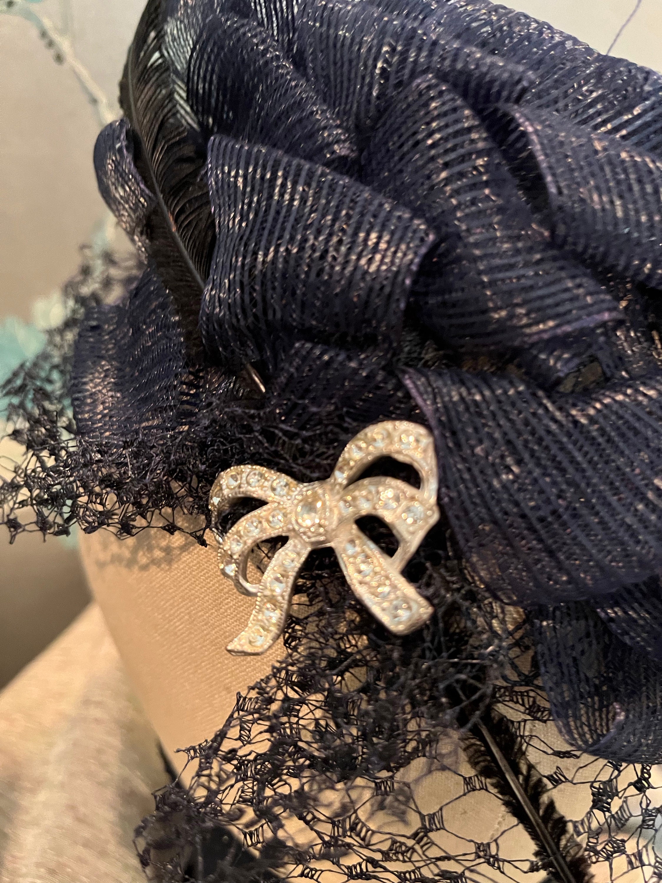 1940 Fascinator, Navy, Woven Nylon Ribbon Hat, Feather  display picture 2