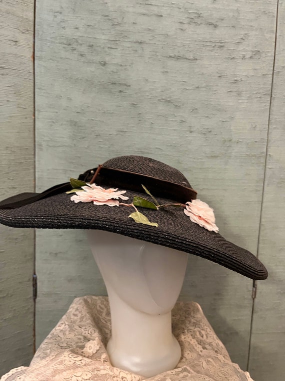 1940 Wide Brimmed, Black Straw Hat With Pink Flowers - Etsy display picture 1