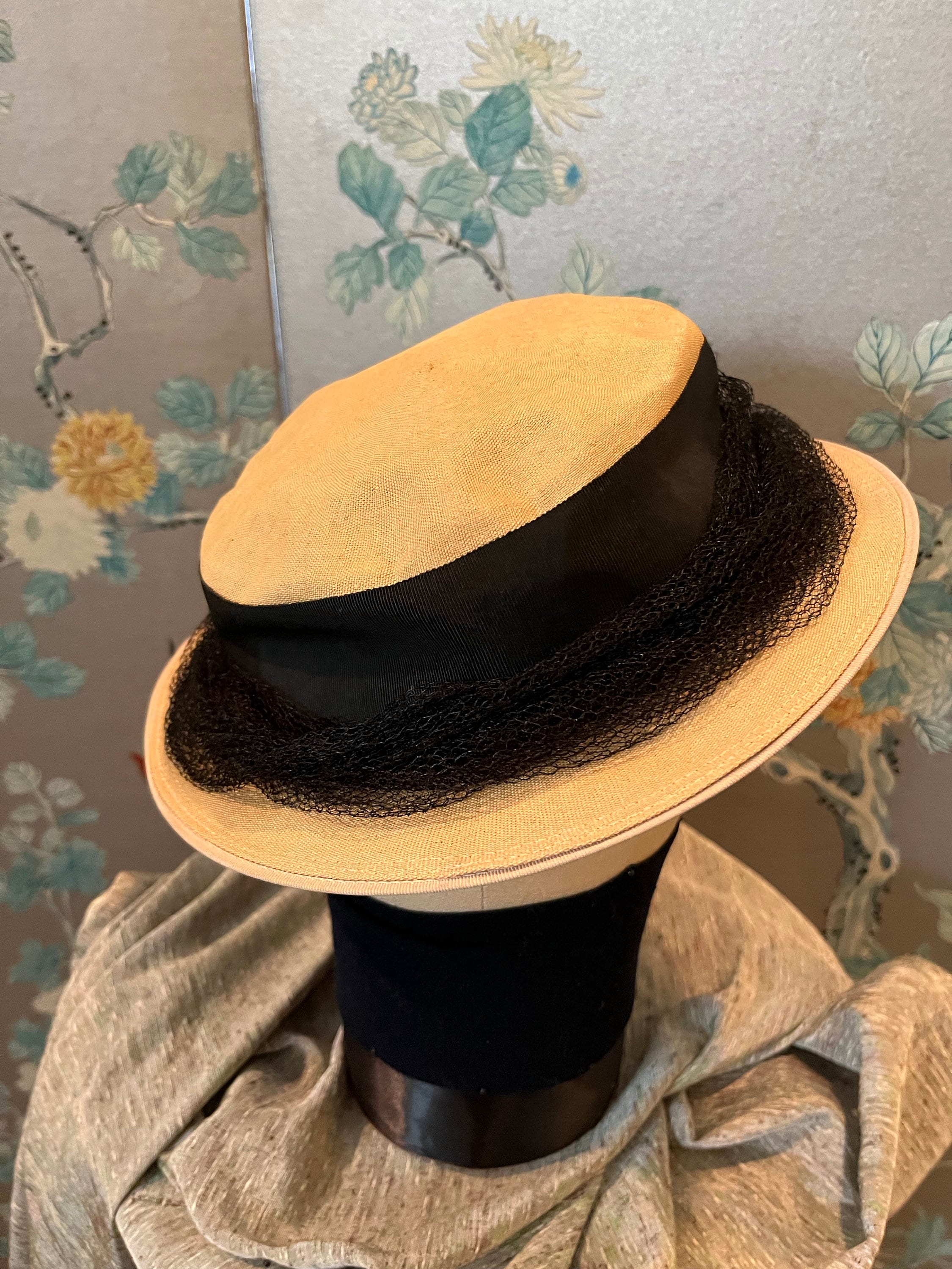 1930 Italian Straw Boater/fascination Hat With Wide, Black  display picture 3