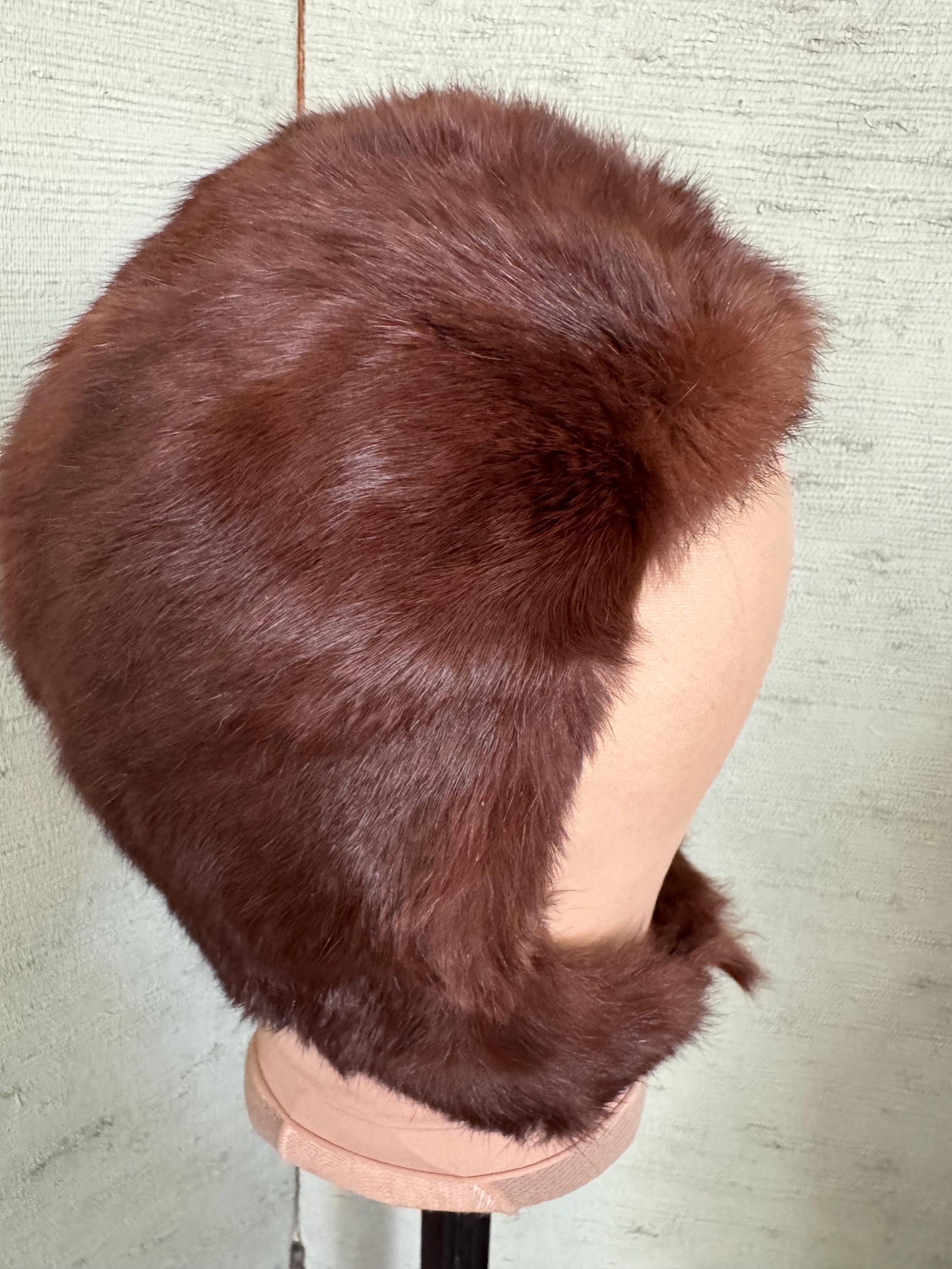 Vintage Genuine Brown Fur Cloche Pillbox Hat Satin Base Floral Lining Unbranded Vintage Fur Hat, Mink Fur Cap (B613), Medium to Dark Brown  main image 2