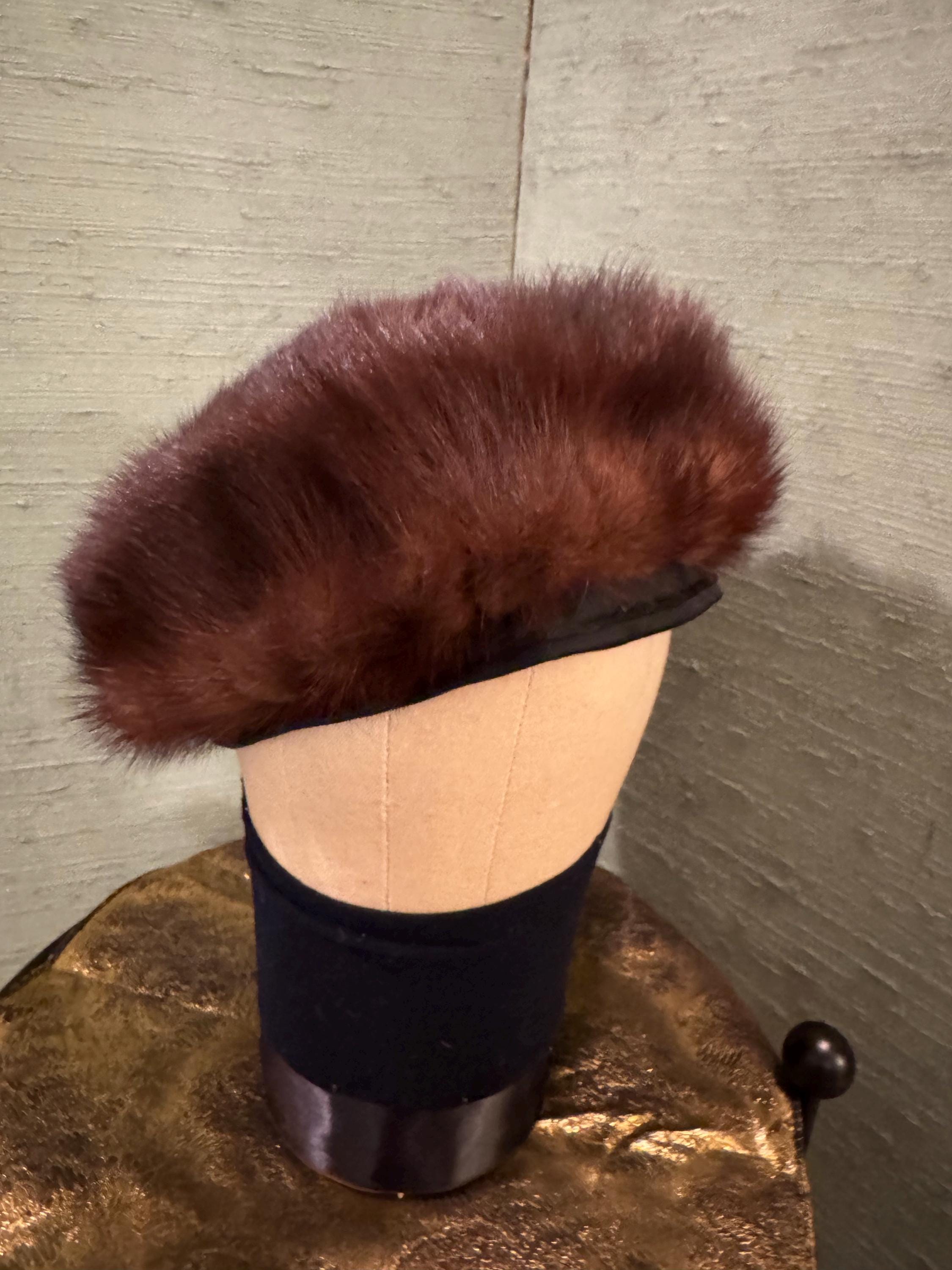 Brown Mink Beret 
Made in Canada Vintage Brown Mink French Artist Beret Hat (7 3/8) - Etsy Canada main image 3